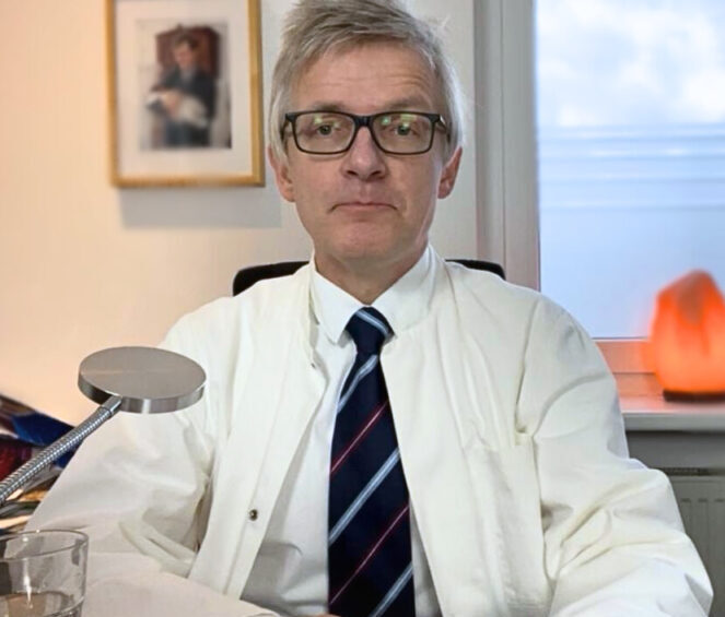 Dr Joachim Stein Dr. Letizia Gulino Ph.D